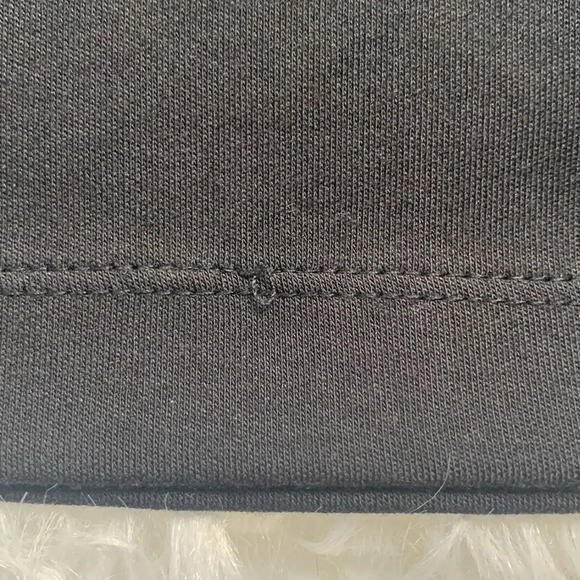 Alexis Tera Flutter Sleeve Crew Neck Combo Tee Black - Picture 7 of 8